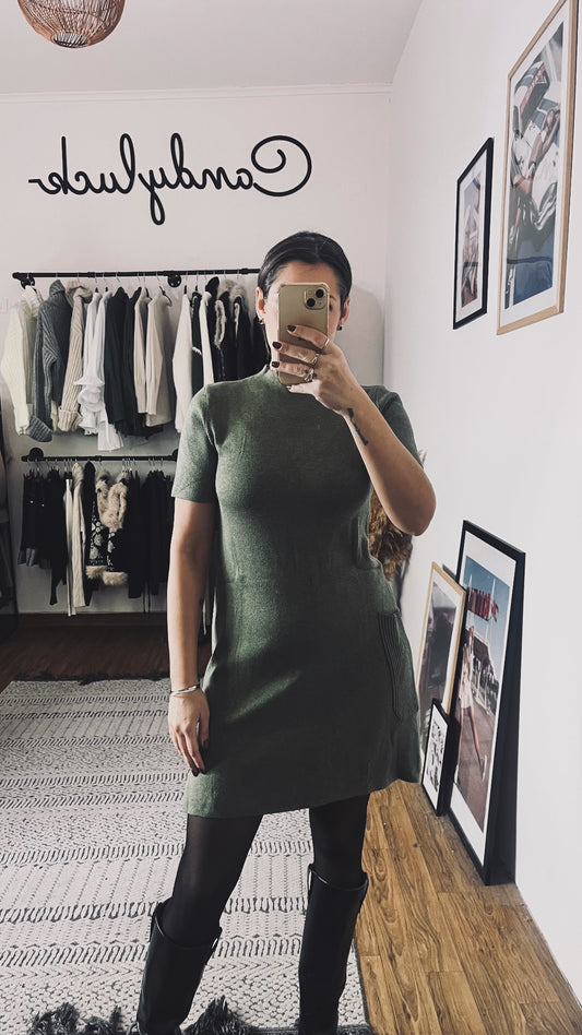 Πλεκτό μίνι φόρεμα