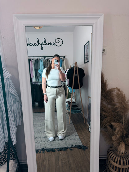 Μπεζ παντελόνα